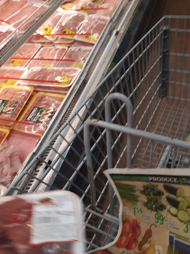 Supermarket «Food Fair La Gran Marqueta», reviews and photos, 946 Market St, Paterson, NJ 07513, USA