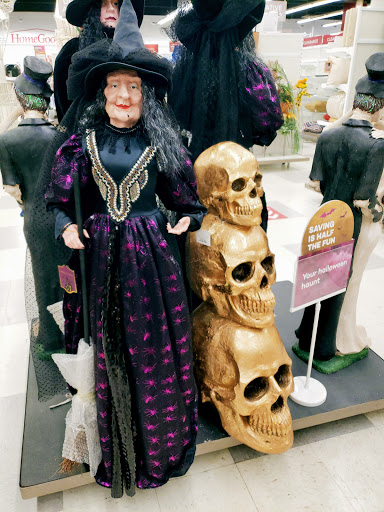 Department Store «T.J. Maxx and HomeGoods», reviews and photos, 7349 Lemont Rd, Downers Grove, IL 60516, USA