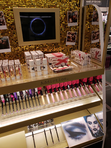 Cosmetics Store «SEPHORA», reviews and photos, 721 Collins Ave, Miami Beach, FL 33139, USA