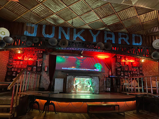 The Junkyard Cafe