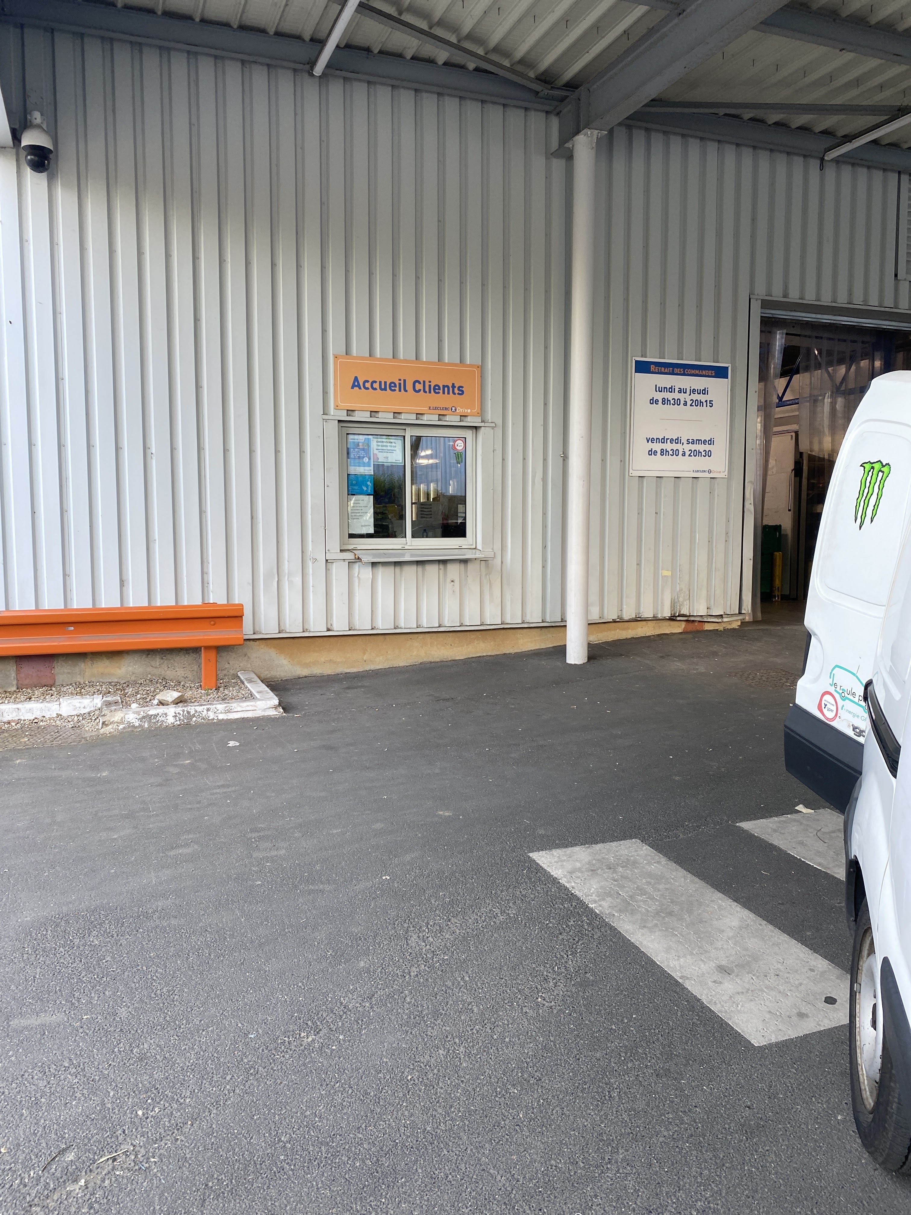 Photo n° 1 de l'avis de Sofiane.e fait le 29/05/2023 à 05:40