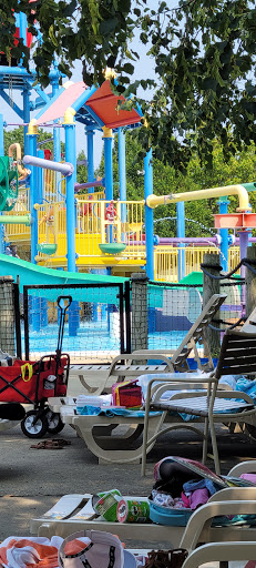 Water Park «Skokie Water Playground», reviews and photos, 4701 Oakton St, Skokie, IL 60076, USA