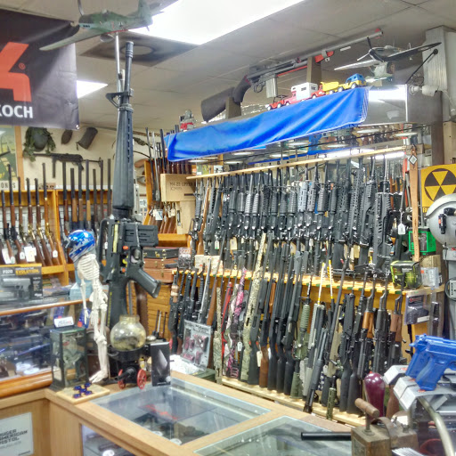 Gun Shop «The Gun Shop Inc. & Gun Range», reviews and photos, 1310 FL-44, Leesburg, FL 34748, USA