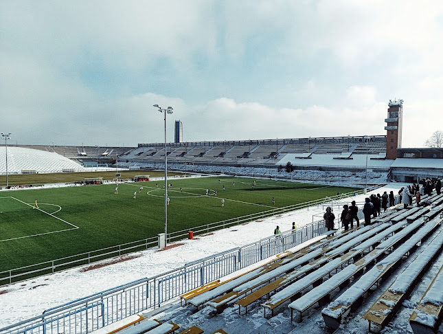Komentáře a recenze na Velký strahovský stadion