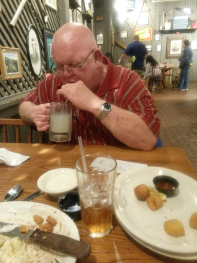 American Restaurant «Cracker Barrel Old Country Store», reviews and photos, 200 Davis Blvd, Pittsburgh, PA 15275, USA