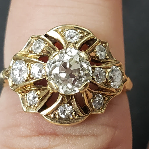 Pawn Shop «Hollywood Treasures», reviews and photos, 772 East Ridge Road, Rochester, NY 14621, USA