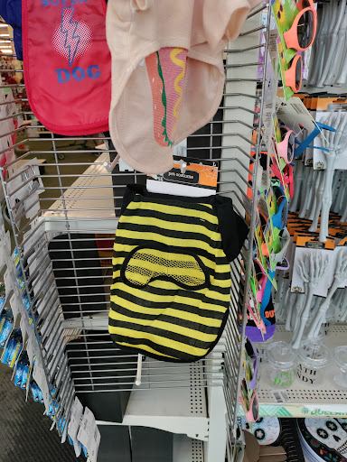 Dollar Store «Dollar Tree», reviews and photos, 1154 Hinkle Dr a, Wadsworth, OH 44281, USA