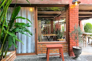 เฮือนดวงดี คาเฟ่ image