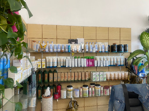 Beauty Salon «Diva Latina Beauty Salon», reviews and photos, 1775 W Jefferson Blvd, Los Angeles, CA 90018, USA