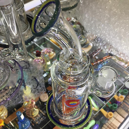 Tobacco Shop «Burn Smoke Shop», reviews and photos, 10218 Westheimer Rd, Houston, TX 77042, USA