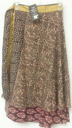 Gift Shop «Tibetan Himalayan Gift Shop», reviews and photos, 746 E Chatham St b, Cary, NC 27511, USA