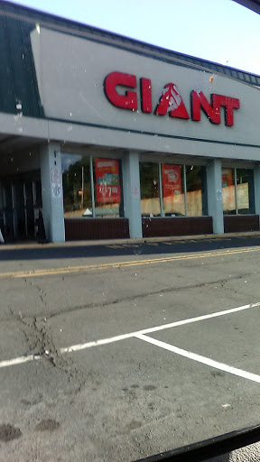 Grocery Store «Giant Food Stores», reviews and photos, 500 Progress Ave, Pottsville, PA 17901, USA