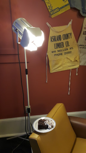 Dessert Shop «Downtown Perk & Desserts Oasis», reviews and photos, 145 W Main St, Ashland, OH 44805, USA