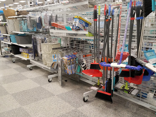 Clothing Store «Ross Dress for Less», reviews and photos, 1270 N Lake St, Aurora, IL 60506, USA