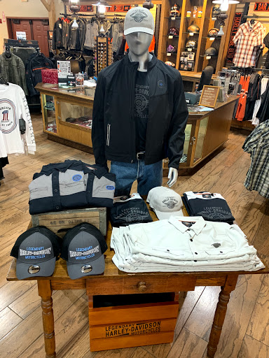 Harley-Davidson Dealer «Ocean State Harley-Davidson Shop», reviews and photos, 435 Nooseneck Hill Rd, Exeter, RI 02822, USA