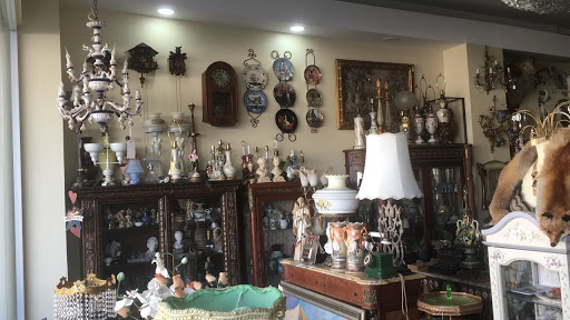 Antique shops in Santo Domingo