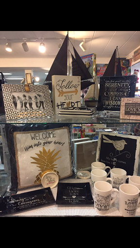 Book Store «Kolas Christian Bookstore», reviews and photos, 2635A Hwy Ave, Highland, IN 46322, USA