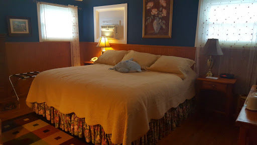 Resort «Highland Lake Inn & Resort», reviews and photos, 86 Lily Pad Ln, Flat Rock, NC 28731, USA