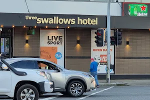 Three Swallows Hotel image