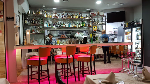 Nebula Restaurant & Cocktailbar