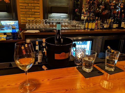 Wine Store «Wine Cellars of Annapolis Inc», reviews and photos, 1410 Forest Dr, Annapolis, MD 21403, USA