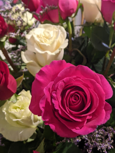 Florist «Enchanted Florist of Ypsilanti MI», reviews and photos, 46 E Cross St, Ypsilanti, MI 48198, USA