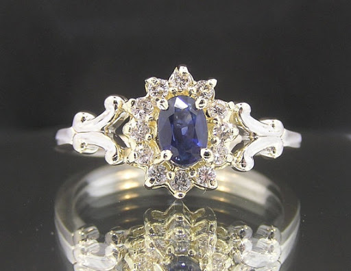 Jewelry Repair Service «Rizzo Jewelers of Cocoa Beach», reviews and photos, 5360 N Atlantic Ave Suite D, Cocoa Beach, FL 32931, USA