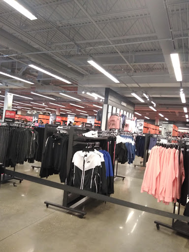 Sporting Goods Store «Nike Factory Store», reviews and photos, 20 Killingworth Tpke #155, Clinton, CT 06413, USA