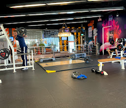 WE Fitness Sukhumvit - Ekkamai photo