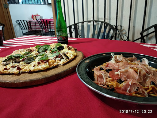 DiStrada Pizza Gourmet