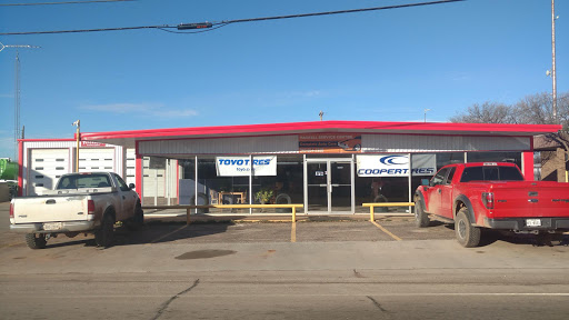 M & M Auto Plus in Haskell, Texas