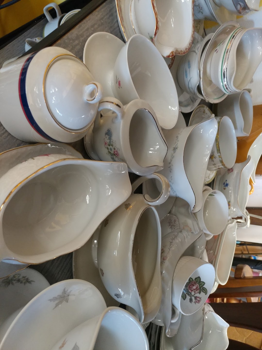 South Floridas Largest Collection Of Fine China, Cream, Sugar Dishes, Gravy Boats And Soup Tureens