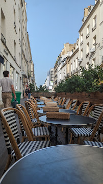 Atmosphère du Crêperie Breizh Café Marais | La Crêpe Autrement à Paris - n°2
