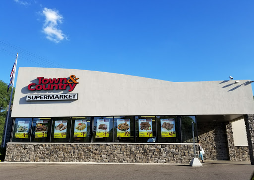 Town & Country Supermarket, 1824 Portage Street, Kalamazoo, MI 49001, USA, 