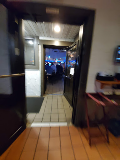 Seafood Restaurant «Hilltop Crab House», reviews and photos, 8980 Gap Newport Pike, Toughkenamon, PA 19374, USA