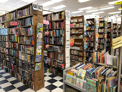 Book Store «Wonder Book & Video», reviews and photos, 1306 W Patrick St, Frederick, MD 21703, USA