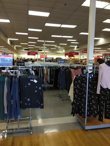 Department Store «T.J. Maxx», reviews and photos, 832 Plaza Blvd, Lancaster, PA 17601, USA