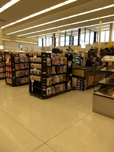 Supermarket «Hy-Vee», reviews and photos, 207 NE Englewood Rd, Kansas City, MO 64118, USA