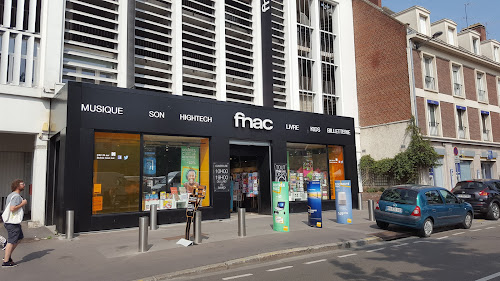 Magasin d'informatique FNAC Beauvais Beauvais