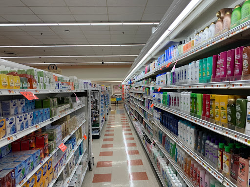 Grocery Store «Market Basket», reviews and photos, 11 Wood St, Lowell, MA 01851, USA