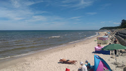 Ostrowo Beach'in fotoğrafı - rahatlamayı sevenler arasında popüler bir yer