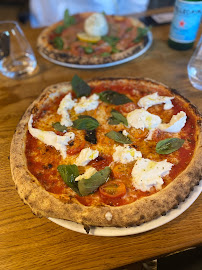 Pizza du Restaurant italien O'Bottega Élancourt à Élancourt - n°13