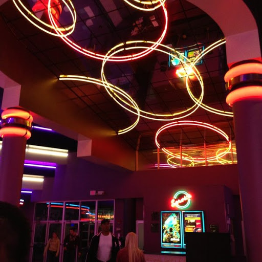 Movie Theater «Regal Cinemas Henrietta 18», reviews and photos, 525 Marketplace Dr, Rochester, NY 14623, USA