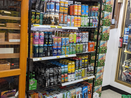 Liquor Store «Tiverton Liquor Store», reviews and photos, 65 Main Rd, Tiverton, RI 02878, USA