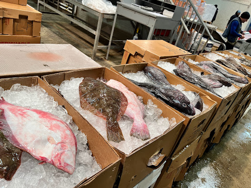 The New Fulton Fish Market image 3