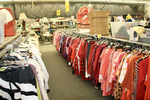 Thrift Store «The Main Place Thrift Store», reviews and photos, 1631 El Camino Real, Tustin, CA 92780, USA