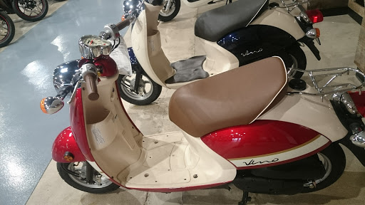 Motorsports Store «Del Amo Motorsports of Orange County», reviews and photos, 2401 Pullman St, Santa Ana, CA 92705, USA