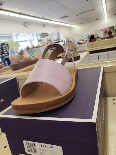 Boot Store «AJ Shoes», reviews and photos, 722 SW Military Dr, San Antonio, TX 78221, USA