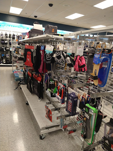 Clothing Store «Ross Dress for Less», reviews and photos, 4032 Grand Ave, Chino, CA 91710, USA