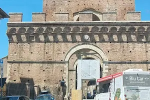 Porta dei Pìspini, Siena image